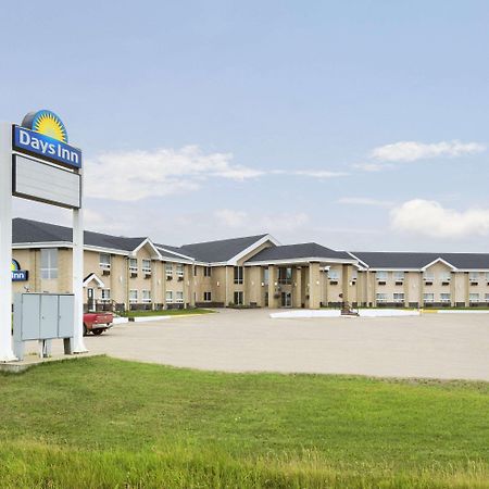 Days Inn By Wyndham High Prairie Exterior foto